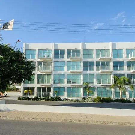 Coralli Aparthotel *
