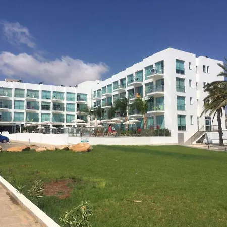 Coralli Aparthotel *